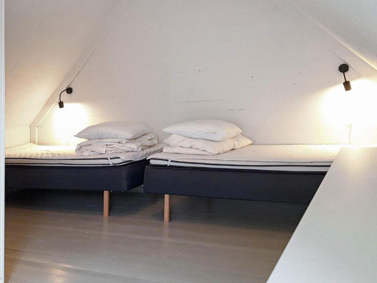 4 Person Holiday Home In Bandholm エクステリア 写真